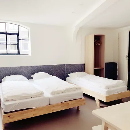 The Globe Vandrerhjem