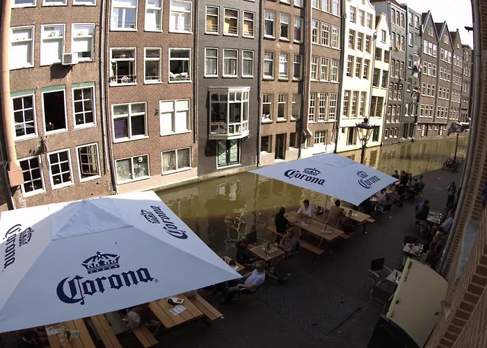 The Globe بيت شباب أمستردام